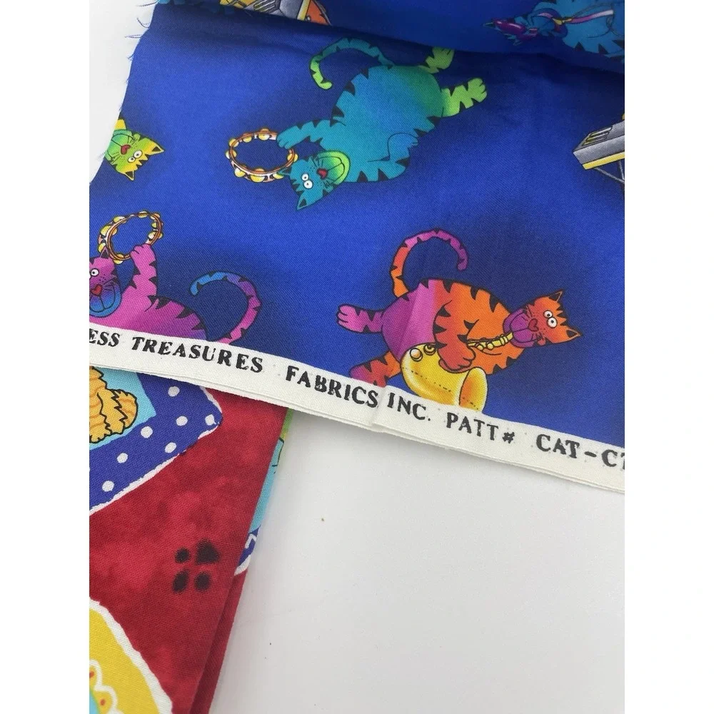 ⚜️Lot of‎ 3 Half Yds Colorful Cats Cotton Quilt Craft Fabrics 1.5 yds Total